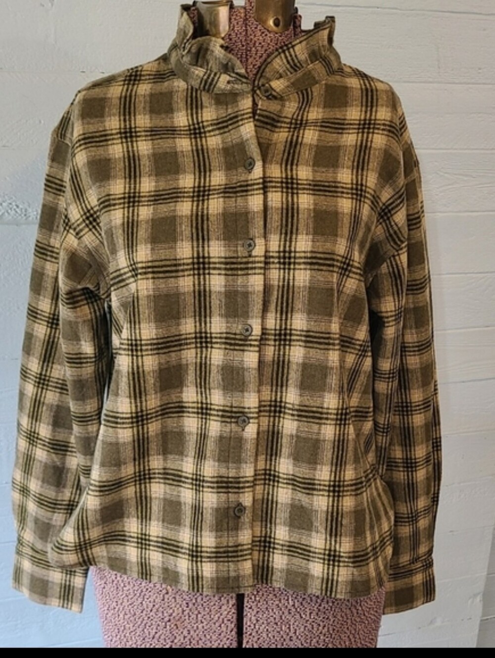 Banana Republic Wool Blend Green Plaid Long Sleeve Button Ruffle Neck SZ Small